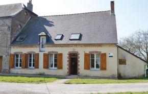 Stunning Home In Chigny With Kitchen